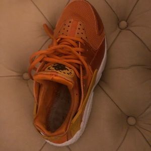 Nike  Air Huarache new